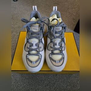 Fendi Grey FFluid Low-Top Sneakers